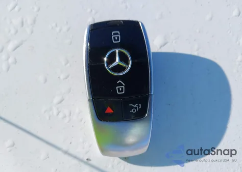 2017 Mercedes-Benz E 300 из США, поврежденный, VIN WDDZF4JB5HA078007